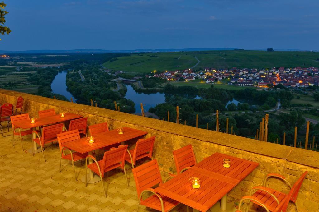 Vogelsburg Hotell Escherndorf Exteriör bild